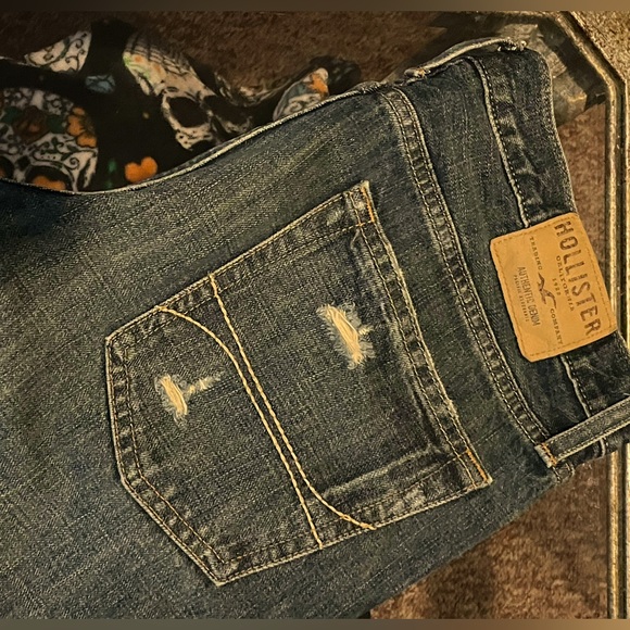 HOLLISTER®️🦜 Distressed Ripped Men’s Jean 36W x 34L ⚜️🤖VINTAGE STYLE🤖⚜️ - Picture 11 of 16
